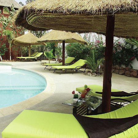 Le Lion Dort Hotel Somone Exterior foto