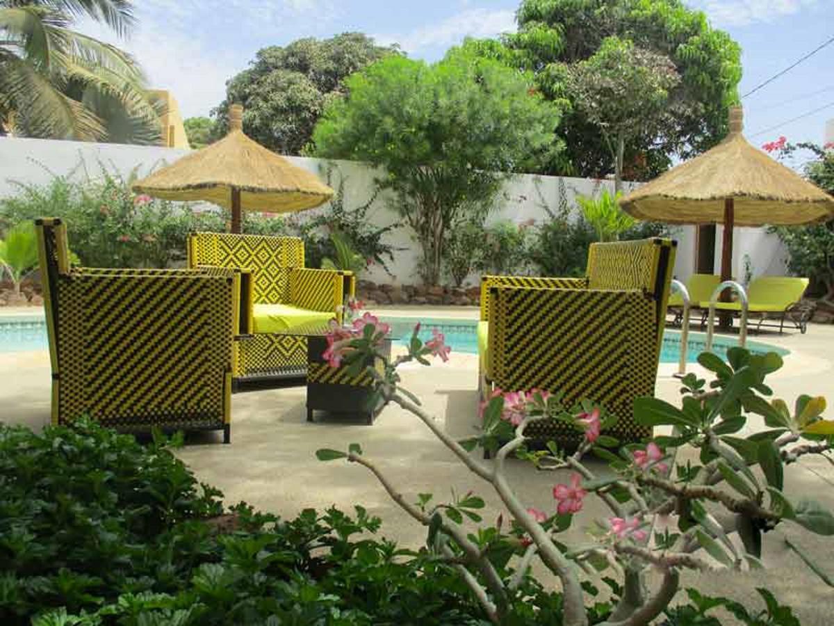 Le Lion Dort Hotel Somone Exterior foto